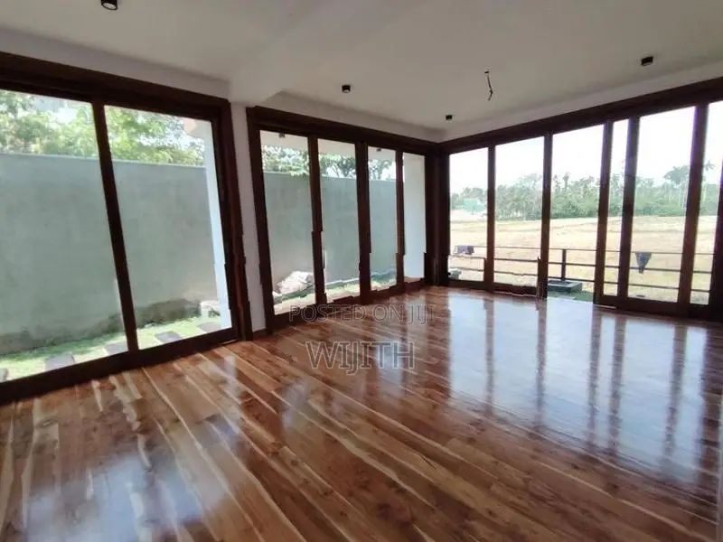 BRAND NEW THREE STOREY HOUSE FOR SALE IN POLGASOWITA