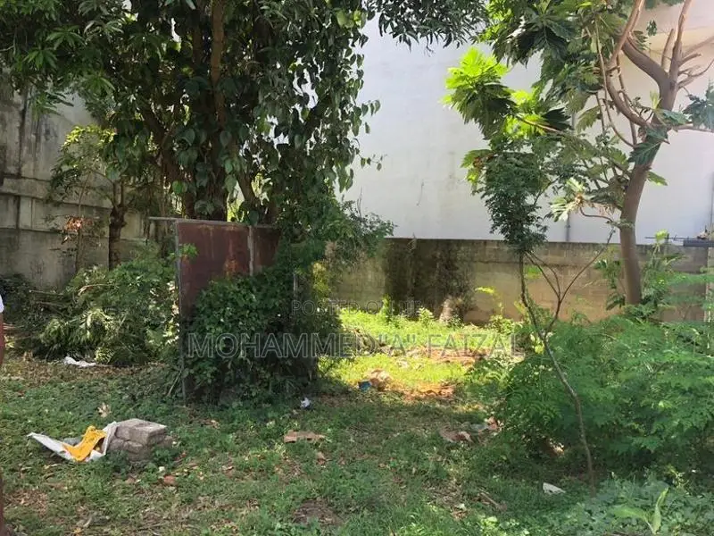 Land For Sale in Kawdana Road Broadway Dehiwala
