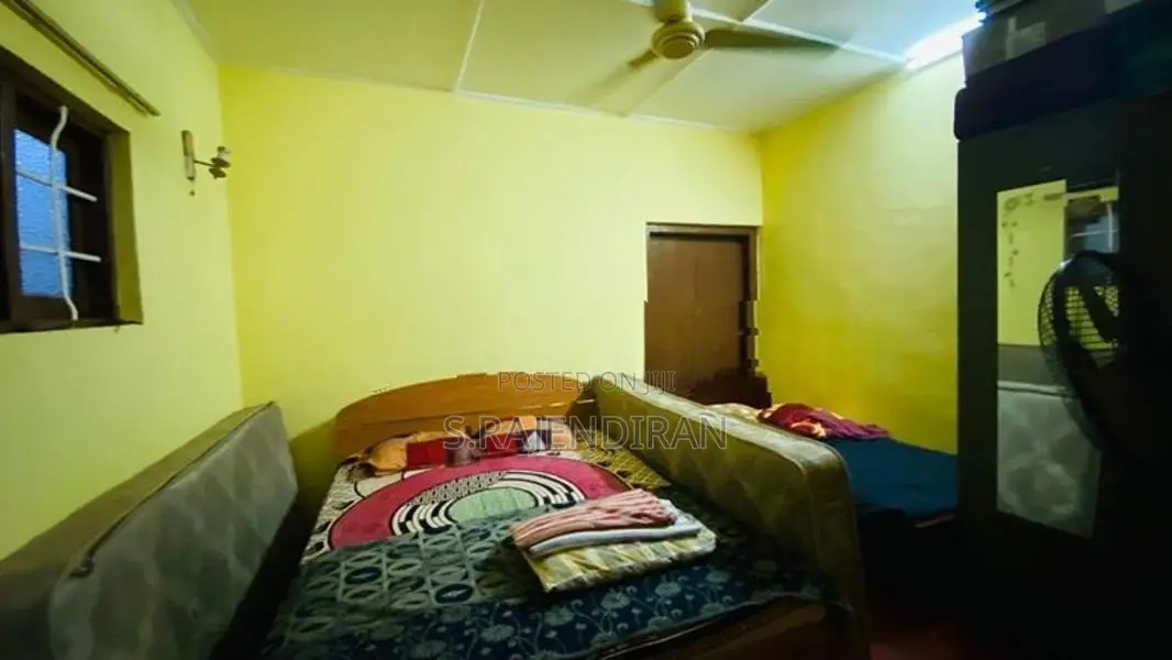 single House for sale in Wellawatta