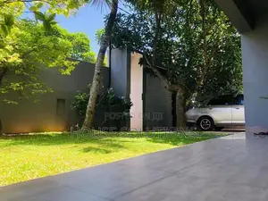 Luxury House for sale in Katubedda