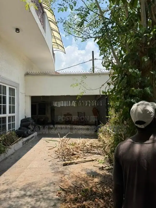 Luxury Hotel For Rent in Colombo 5