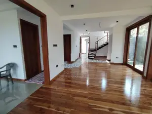 BRAND NEW THREE STOREY HOUSE FOR SALE IN POLGASOWITA