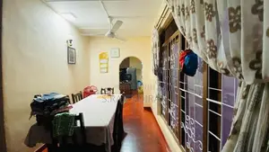single House for sale in Wellawatta