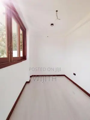 SUPAR BRAND NEW THREE STOREY HOUSE FOR SALE IN KOTTAWA POLGASOWITA