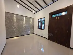 Brand New Mordern House in Diyagama
