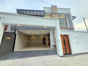 Piliyandala Town - Luxury House For Sale