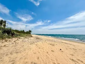 Beach Land for Sale in Pamunugama