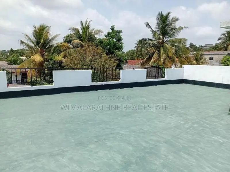 Three Storey House for Sale in Piliyandala