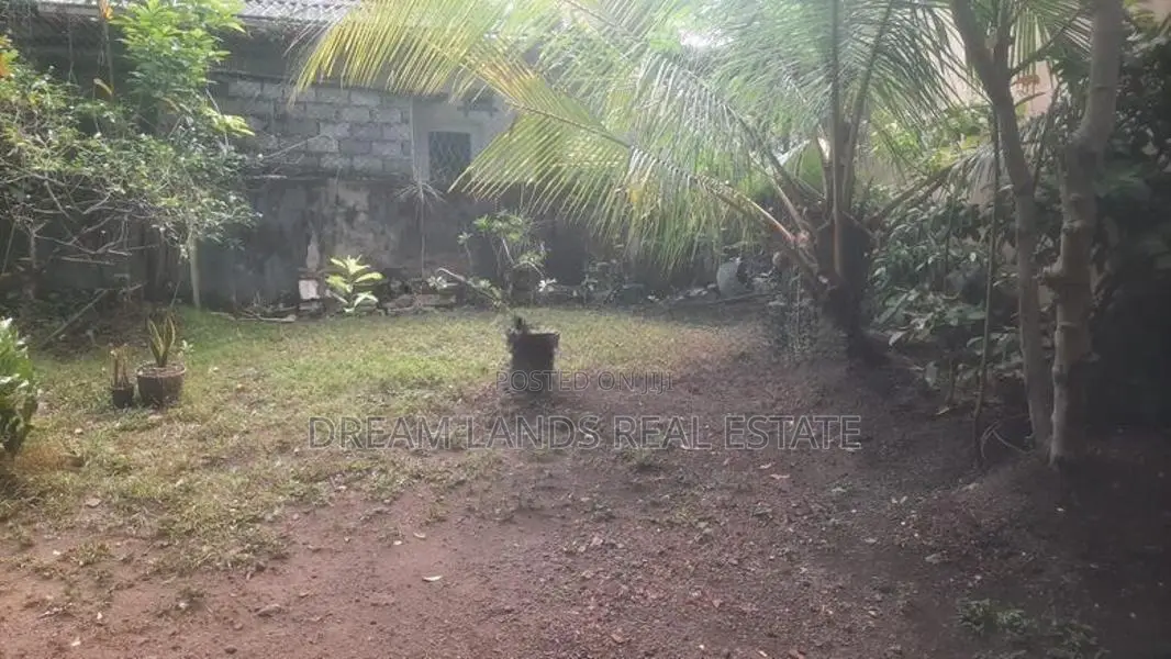 Dehiwala Nadimala Land for Sale ( RS - 663)