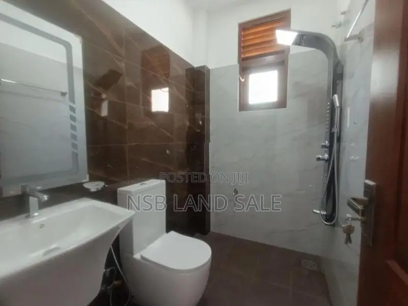 Brand New Super Luxury House for Sale in Kahathuduwa