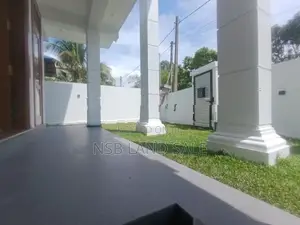 Luxury House for Sale in Kahathuduwa