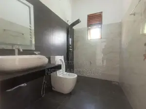 Luxury House for Sale in Kahathuduwa