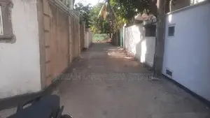 Bellanvila Land for Sale ( Rs- 663)