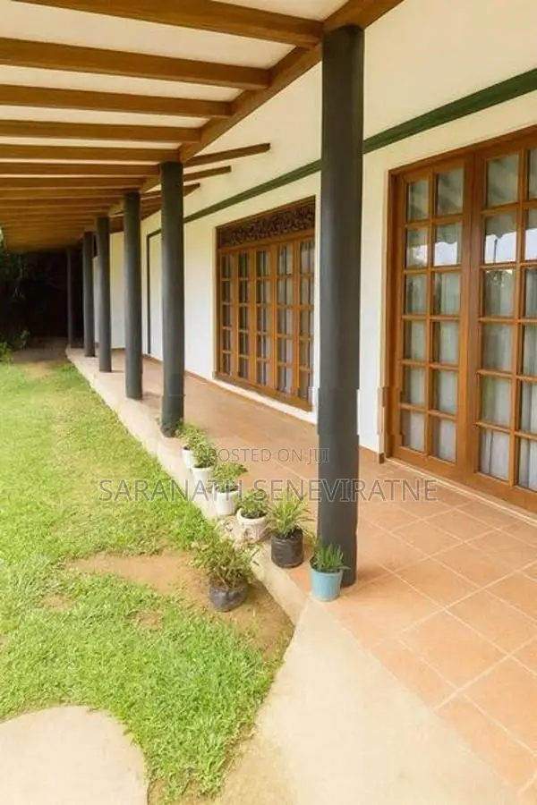 Single-Story House for Sale in Seelawimala Road, Pore, Athurugiriya