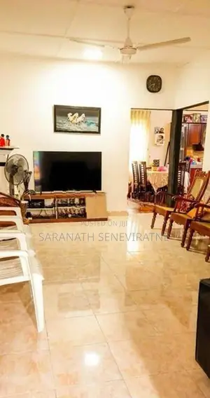 Single-Story House for Sale in Seelawimala Road, Pore, Athurugiriya