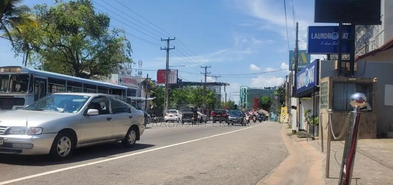 11 Perches Land for Sale in Nawala