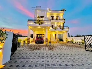 7 Bed Rooms Apartment Type Villa House For Sale Negombo (Kadirana)