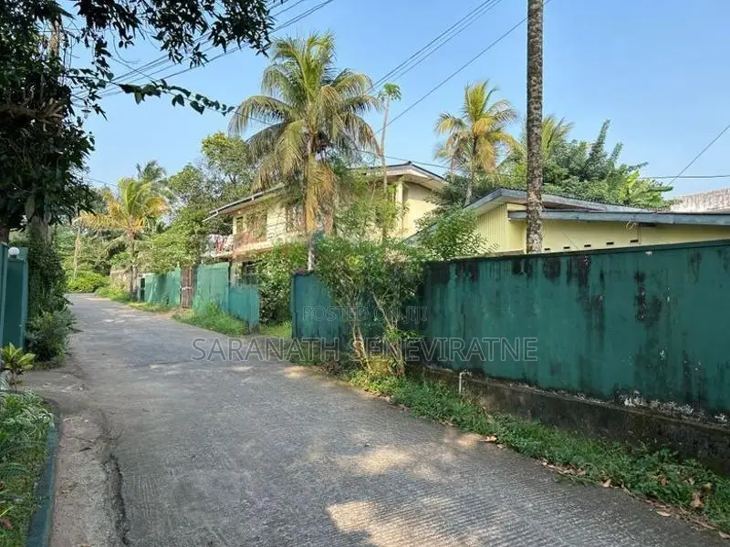 Land With Old House Nugagahawatta Katuwawala Rd Maharagama Boralesgamu