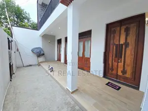 Newly Built Luxury 3 Storey House for Sale in Thalawathugoda