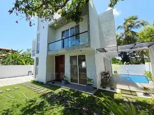 Architecture Designed Luxury 3 Storey House for Sale in Piliyandala To