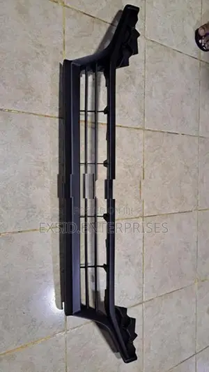 Toyota Yaris Bumper Lower Gril (KSP210)