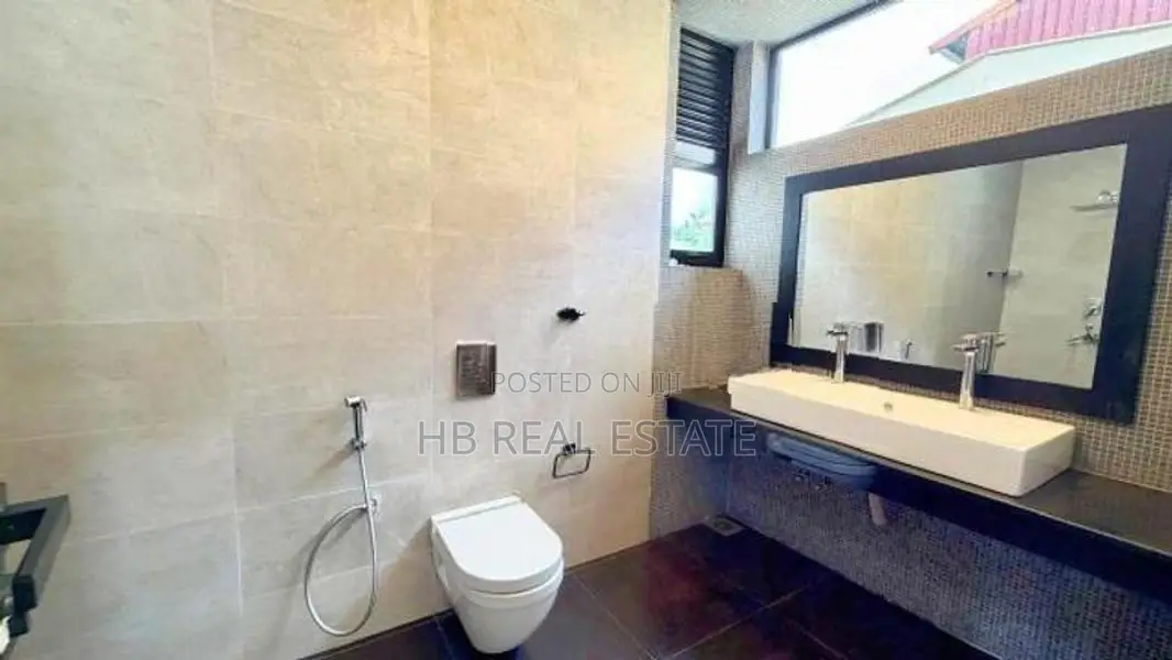 Newly Build Luxury Three Storey House for Sale Walpola