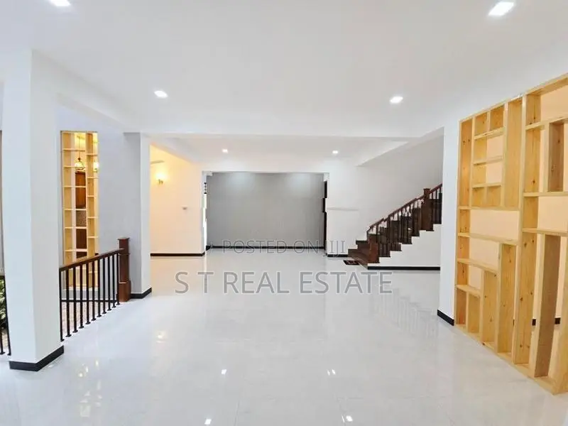 Brand New Luxury 3 Story House For Sale In Thalawathugoda