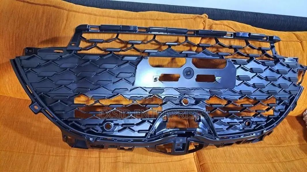 Toyota Yaris Cross Bumper Shell