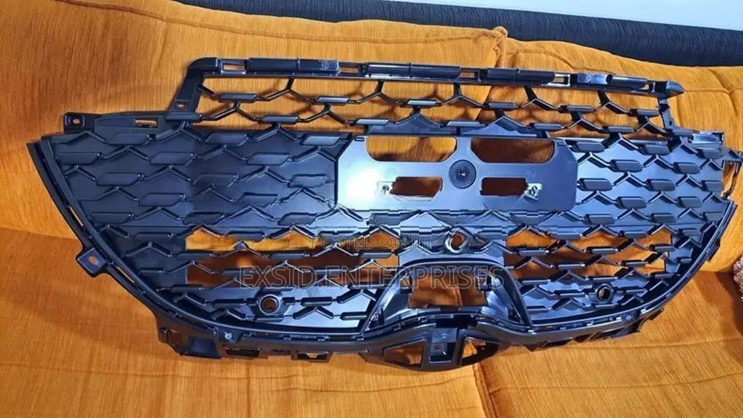 Toyota Yaris Cross Bumper Shell