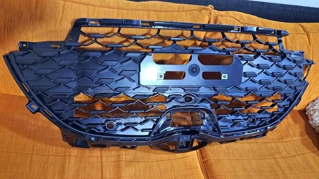 Toyota Yaris Cross Bumper Shell