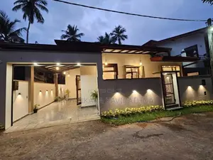 Mordern Single Storied House in Diyagama