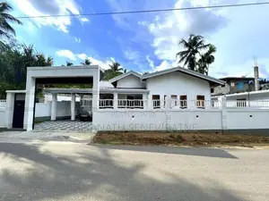 BrandNew House in Madulawa Homagama - 50 meters to Bus Rd
