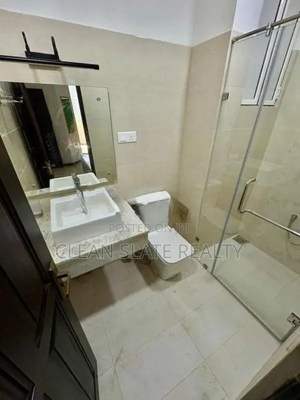 2 Bedroom Apartment for Sale at Colombo 5