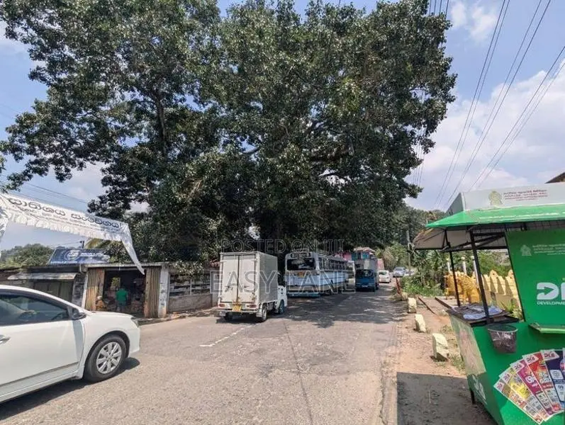 Land for sale in Kandy