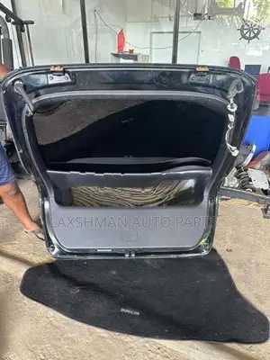 Toyota Prius ZVW50 Dicky Door