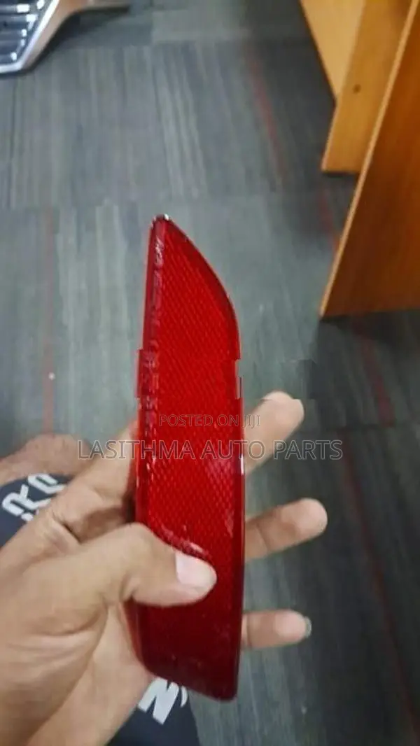 Toyota Axio 165 Reflector