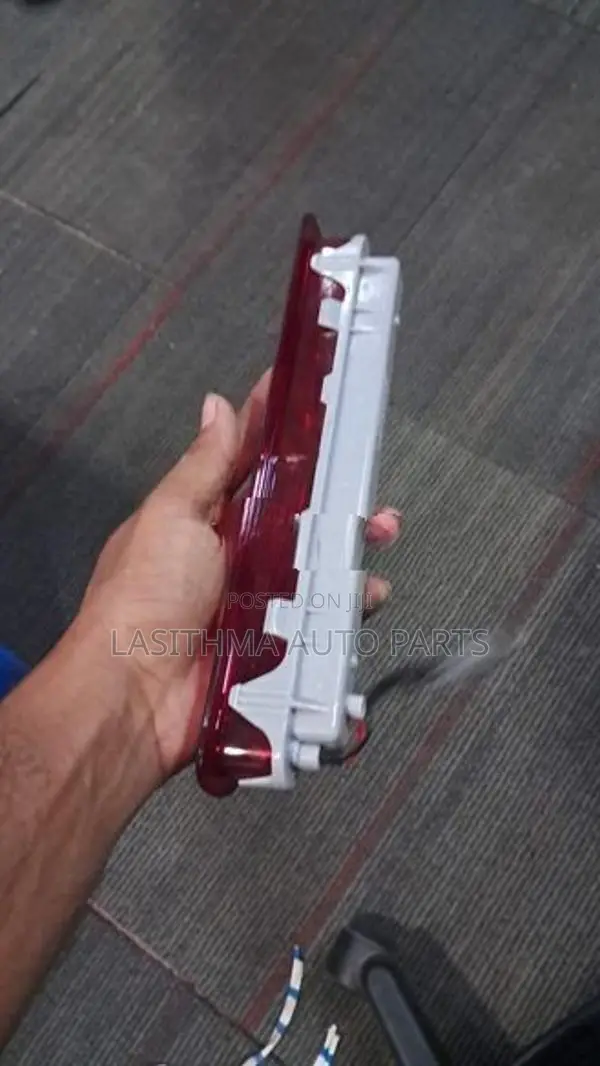 Toyota Hilux Dicky Light