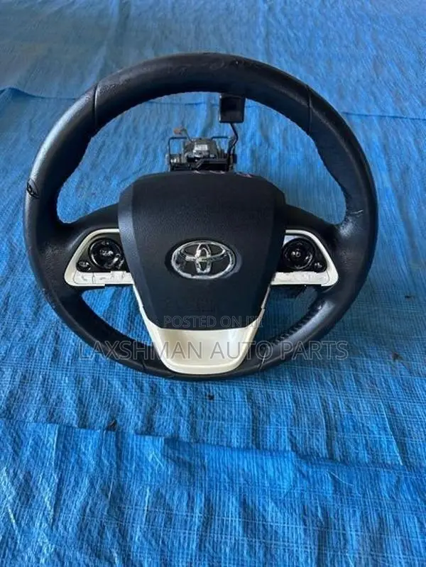 Toyota Prius ZVW 50 Steering Wheel