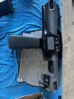 Toyota Prius ZVW 50 Complete Dashboard Set