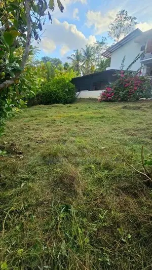 Kottawa : 11 perches Bare Land for Sale