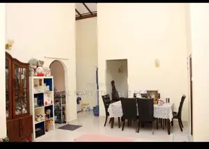 Minuwangoda : 4BR (16 perches) House for Sale at Walpitamulla