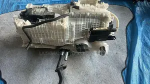 Toyota Prius ZVW50 Air conditioner Assembly