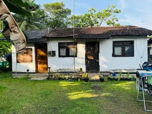 Land For Sale With a House Perch Value Mulleriyawa Angoda