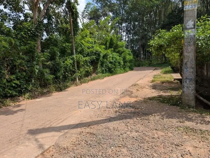 කහතුඩුව Highway පිවිසුමට 2.5km දුරින් වටිනා ඉඩමක්
