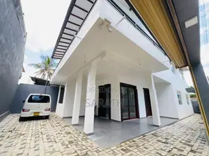 මාලබේ නගරයෙන් සුඛෝපභෝගී නිවසක් විකිණීමට