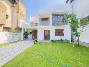 අතුරුගිරිය නගරයෙන් සුඛෝපභෝගී නිවසක් විකිණීමට