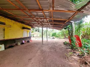 නිට්ටඹුවෙන් විශාල ඉඩමක් සහ නිවසක් විකිණීමට