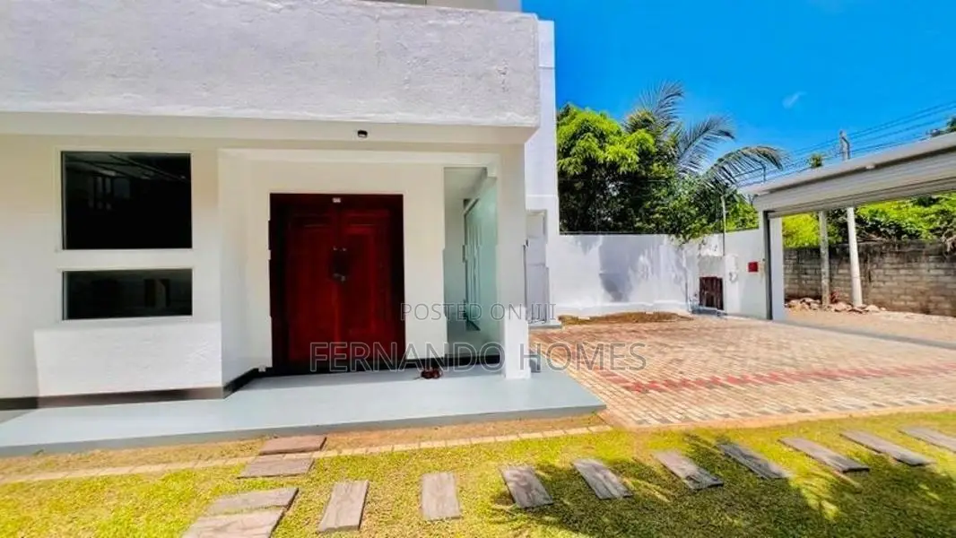 Perfect Living Just 650M To Beach An Upstairs House For Sale In Negomb