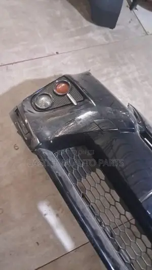 Toyota Prius GS Front Bumper