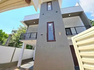 Newly Build Luxury 3 Storey House for Sale in Kottawa